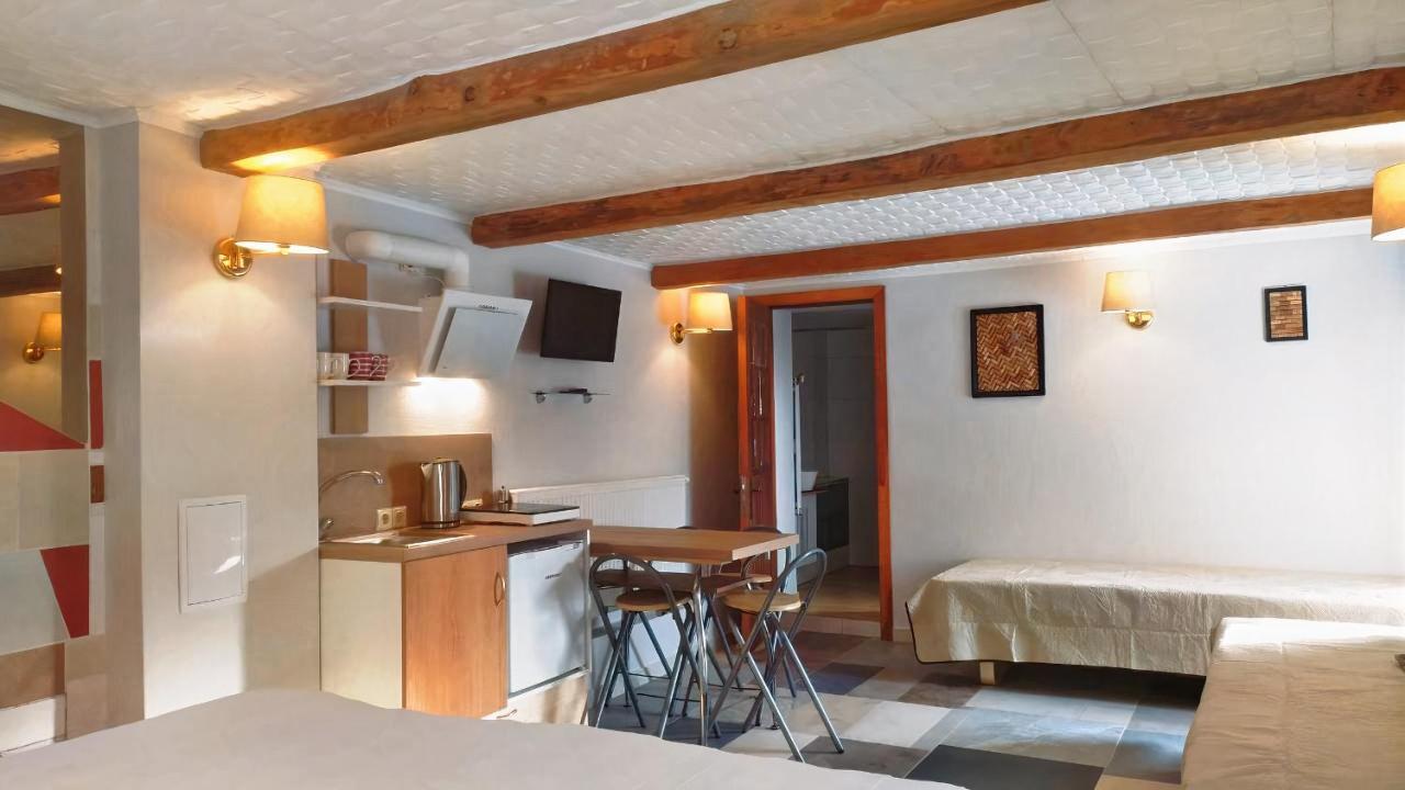 "Trakaitis" Nameliai Hotel Buitenkant foto