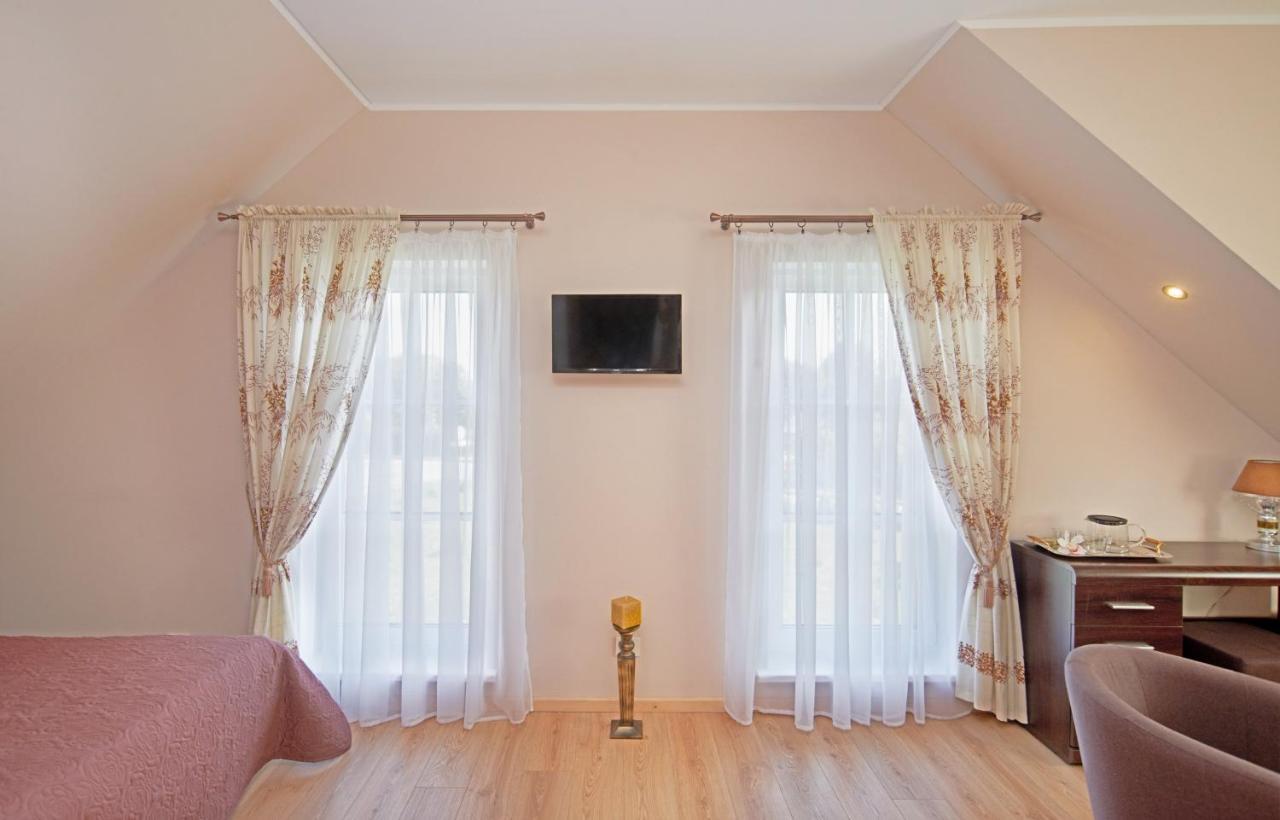 "Trakaitis" Nameliai Hotel Buitenkant foto