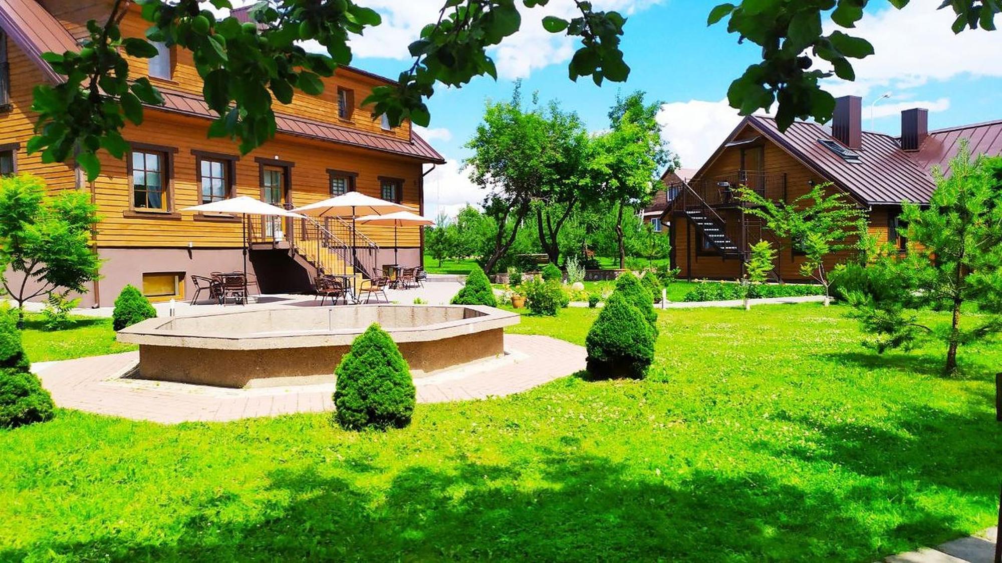 "Trakaitis" Nameliai Hotel Buitenkant foto