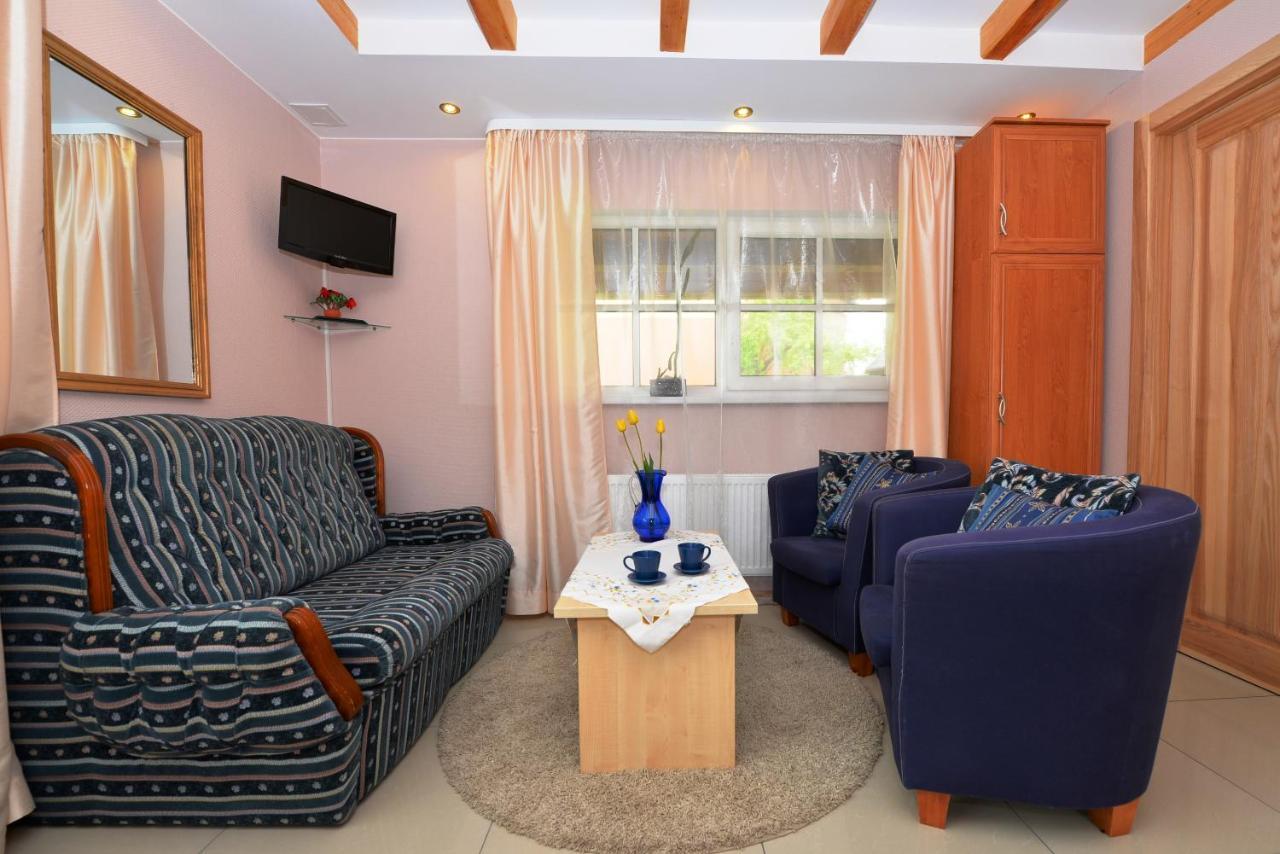 "Trakaitis" Nameliai Hotel Buitenkant foto